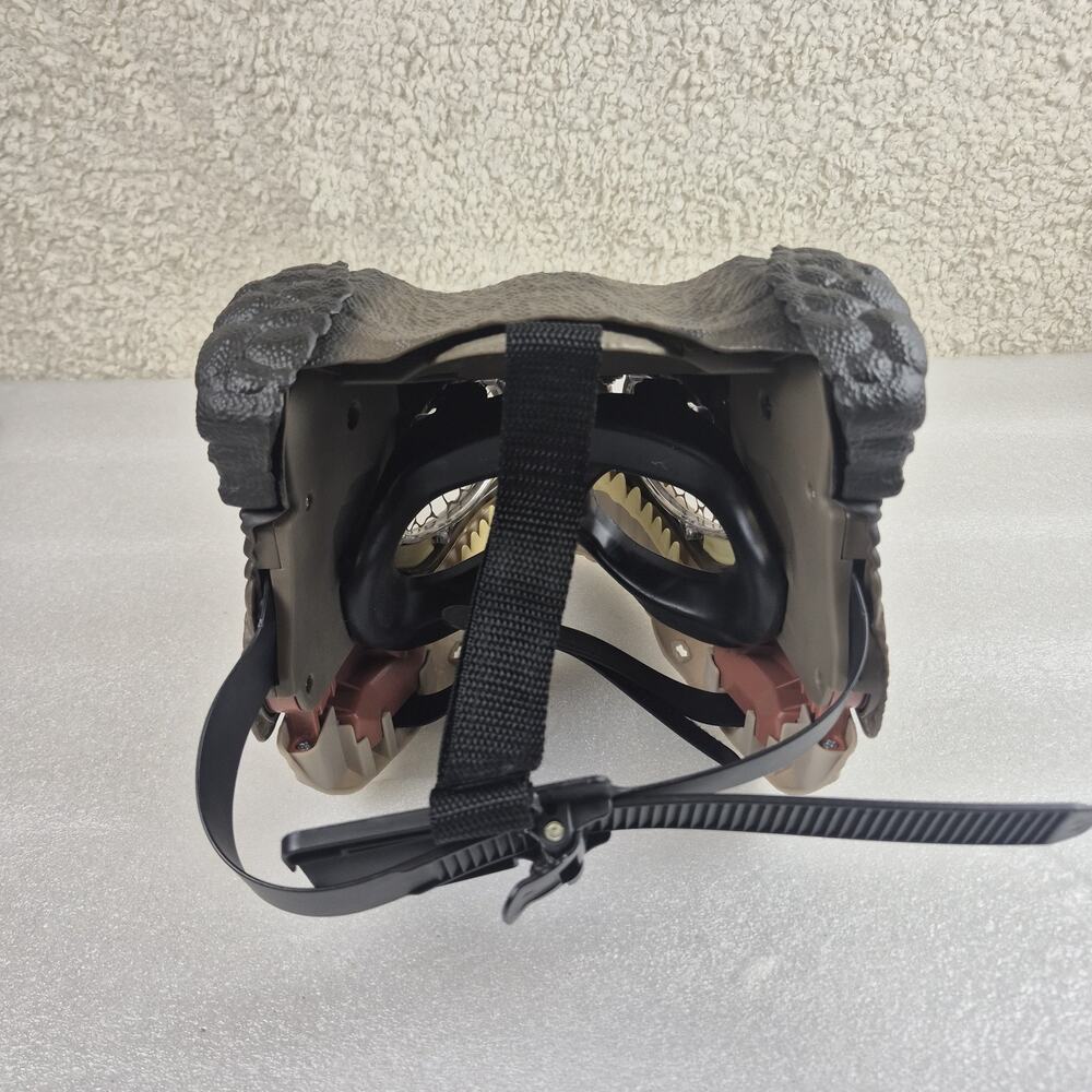 Tyrannossurus Rex Mask Jurassic World - Picture 9 of 9